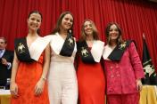 Acto de Clausura: colegialas becadas